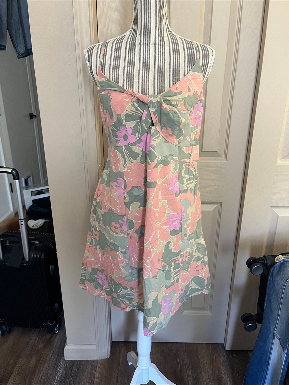 Jessica Simpson size large sundress